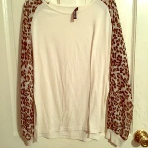 Women’s large top